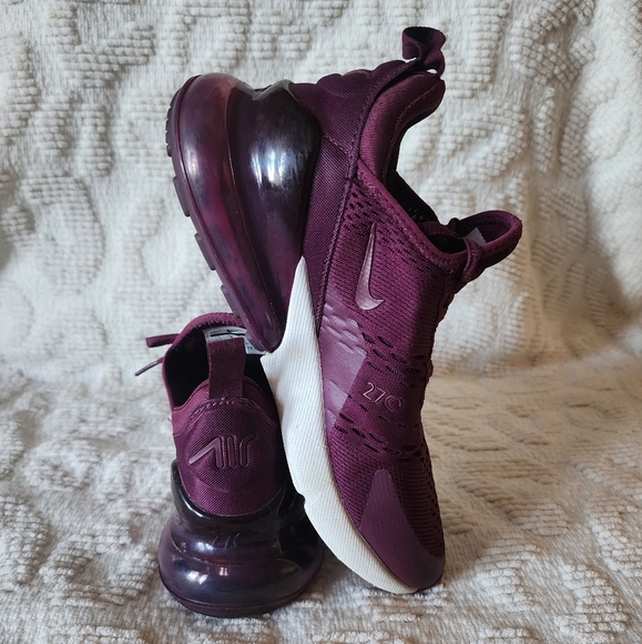 ❤️SOLD❤️ Nike Air max 270 Bordeaux Wine - Picture 1 of 11